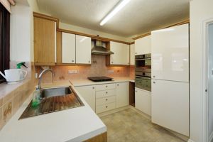 KITCHEN- click for photo gallery